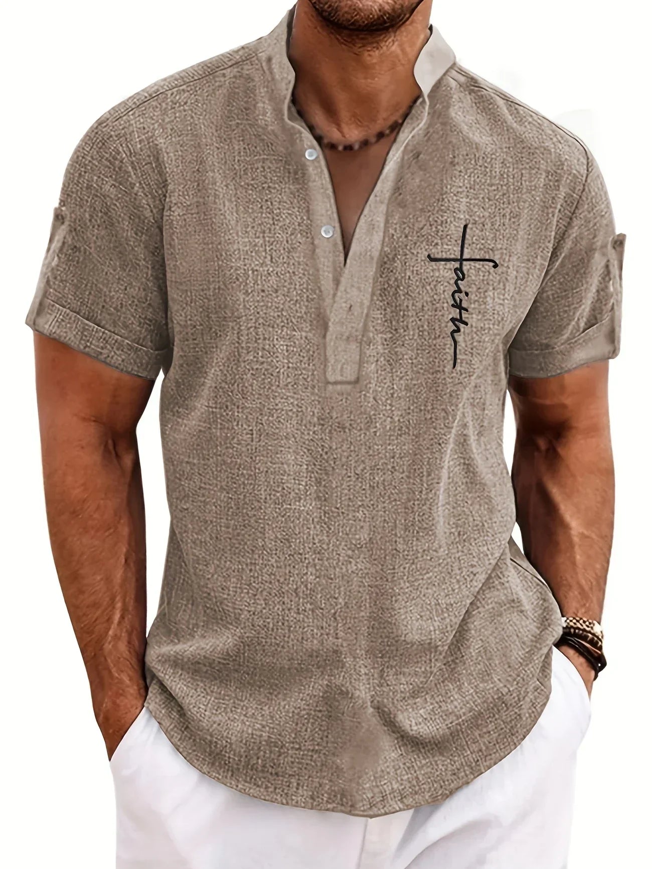 Chemise élégante à manches courtes et col montant