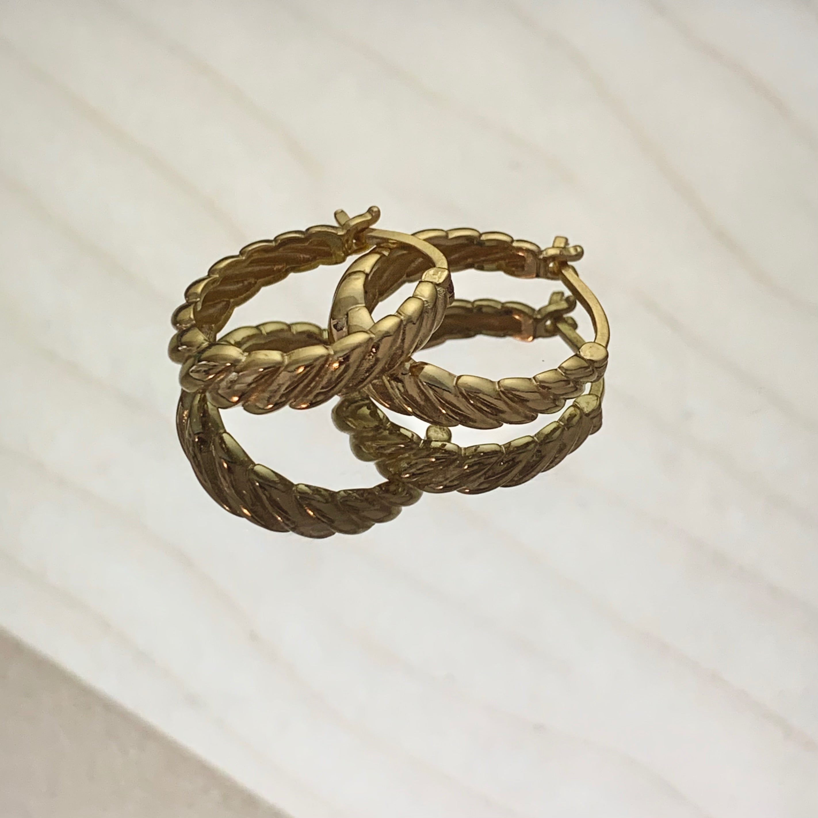Boucles d'Oreilles Élégantes et Légères