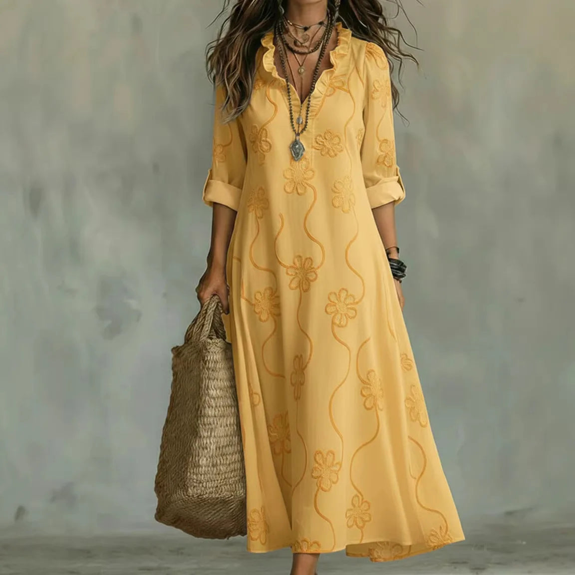 Robe maxi fleurie pour les journées d'été