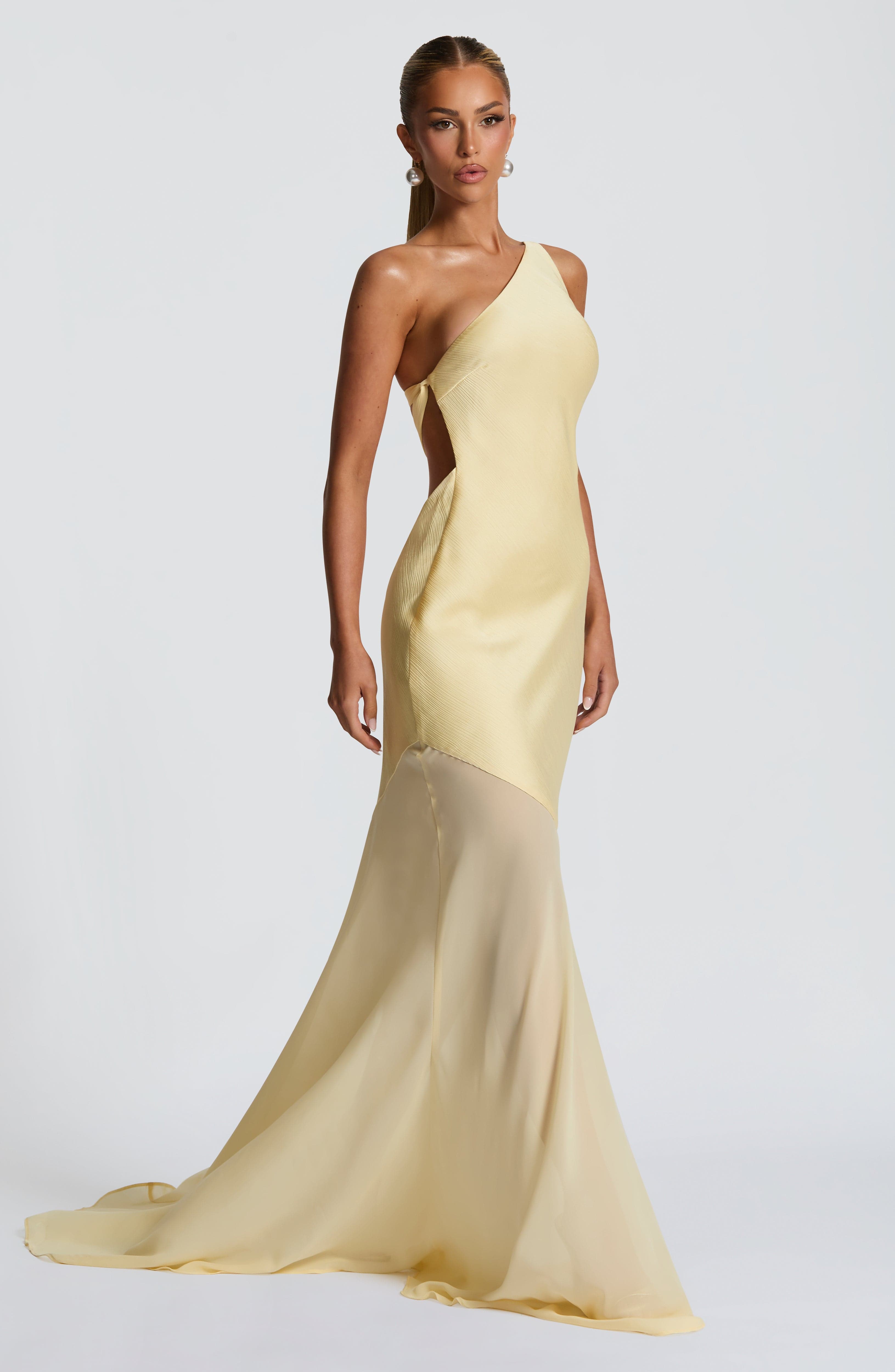 Robe Fable St. Alexander