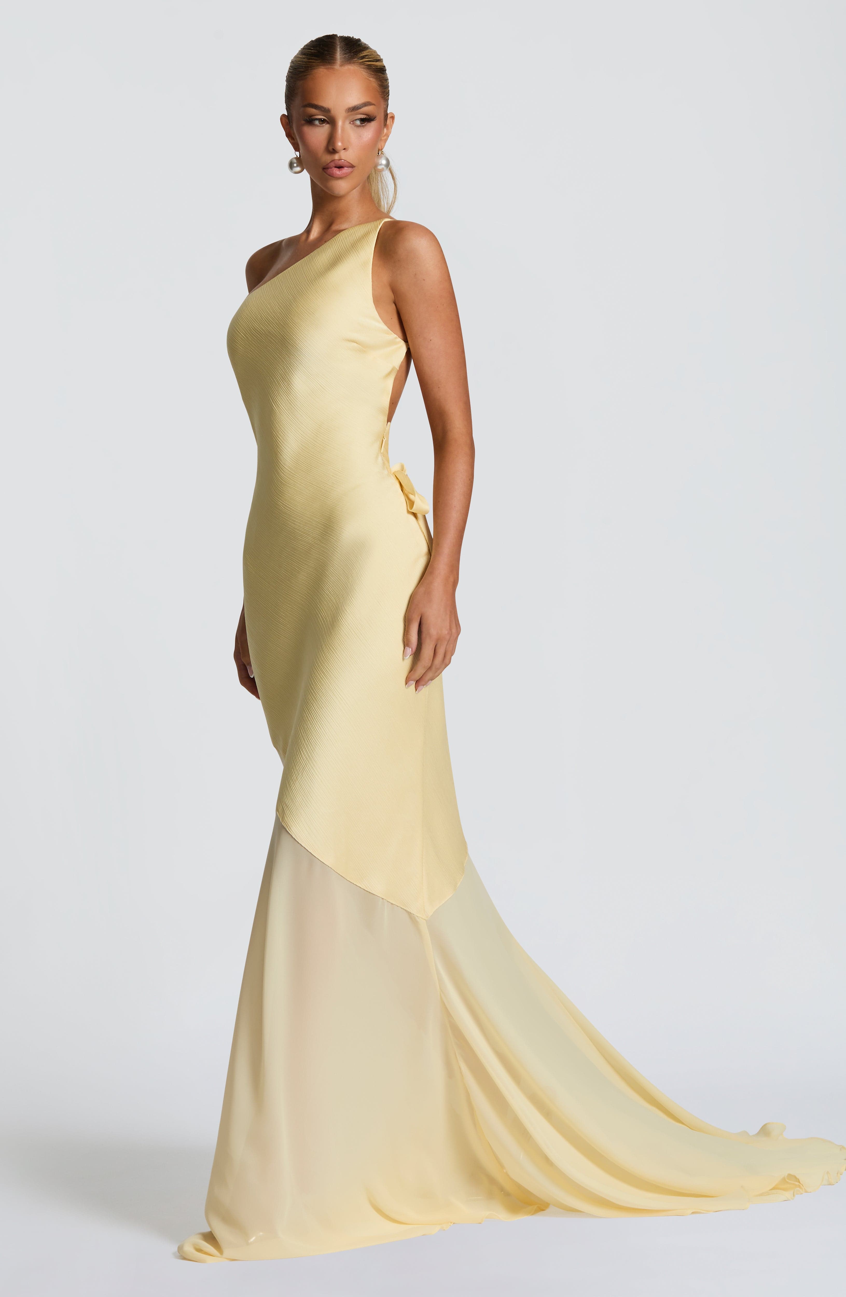 Robe Fable St. Alexander