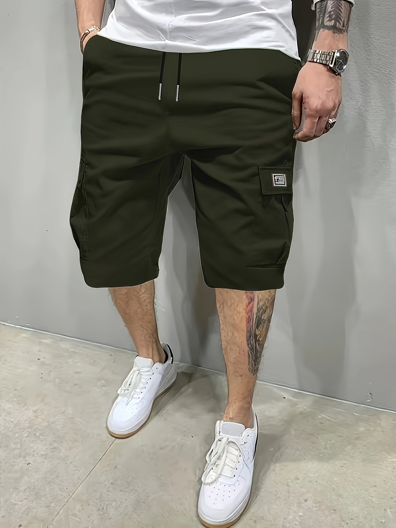 Short cargo pour homme