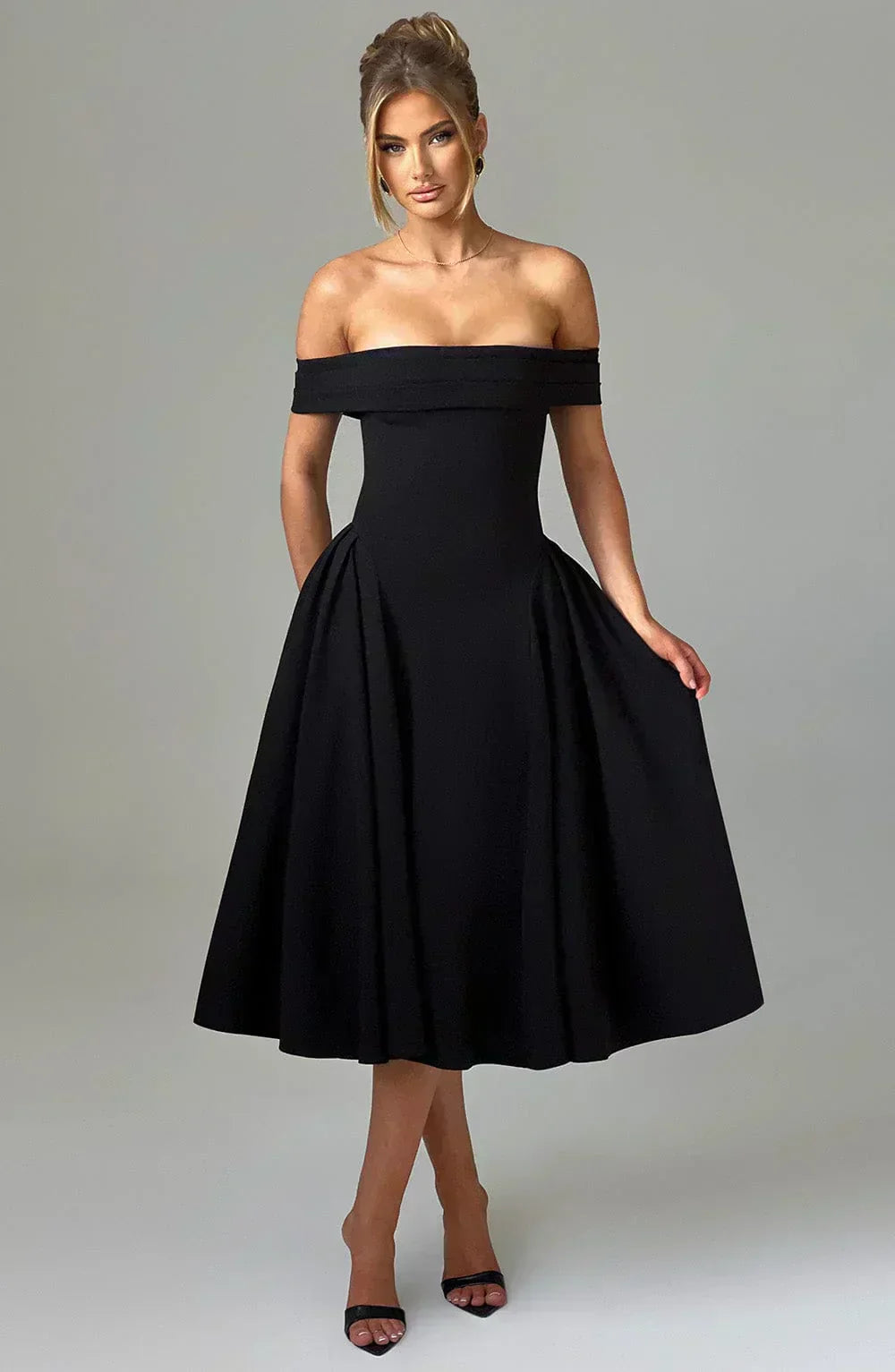 Robe Midi Élégante Alexander Saint