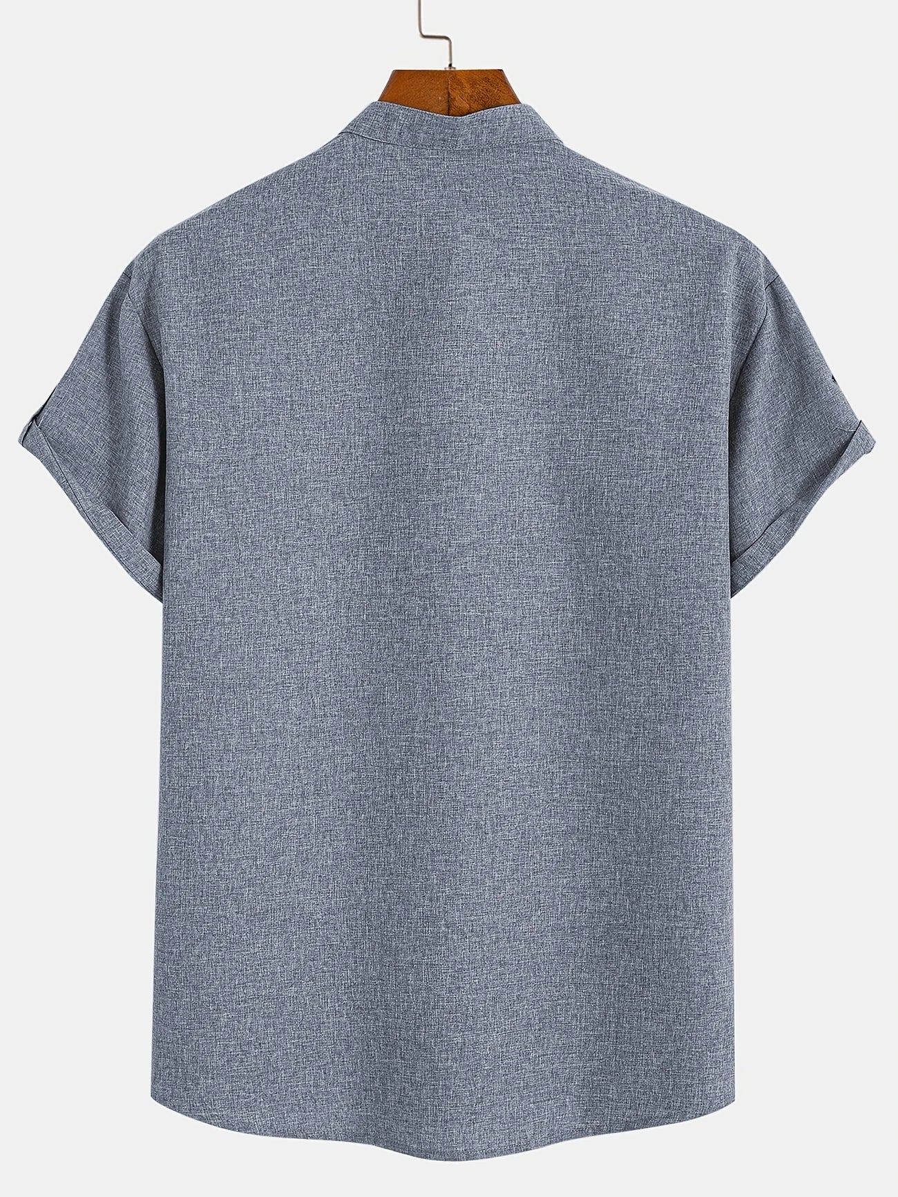 Chemise élégante à manches courtes et col montant