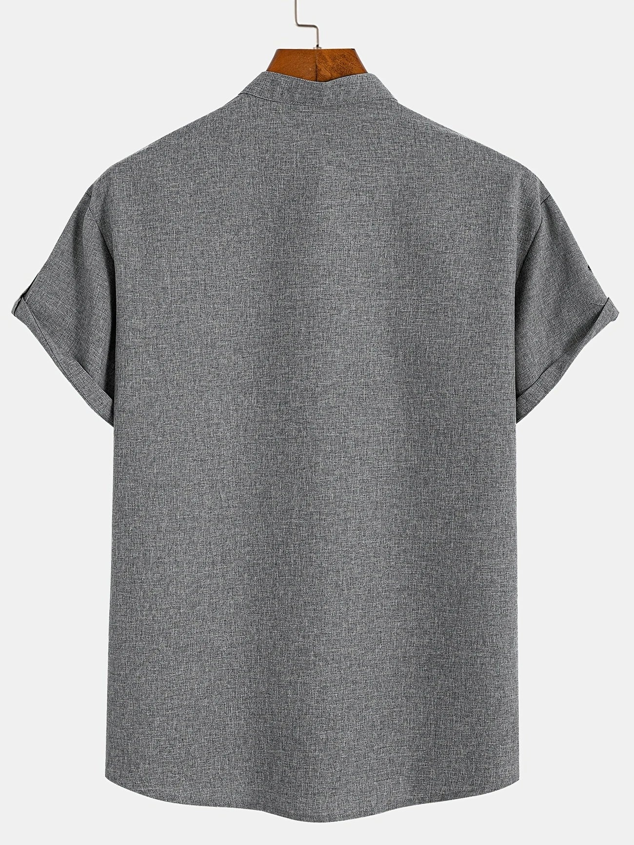 Chemise élégante à manches courtes et col montant