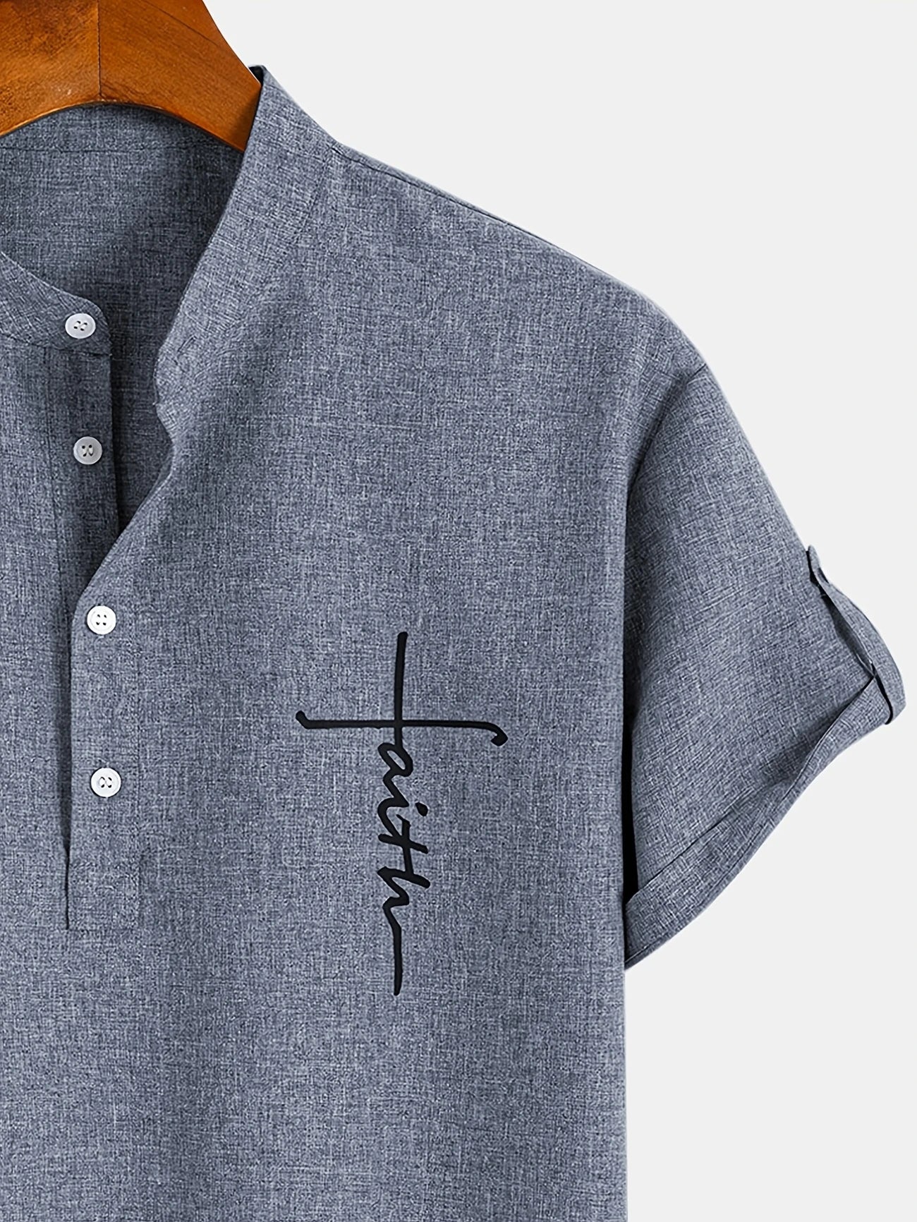 Chemise élégante à manches courtes et col montant