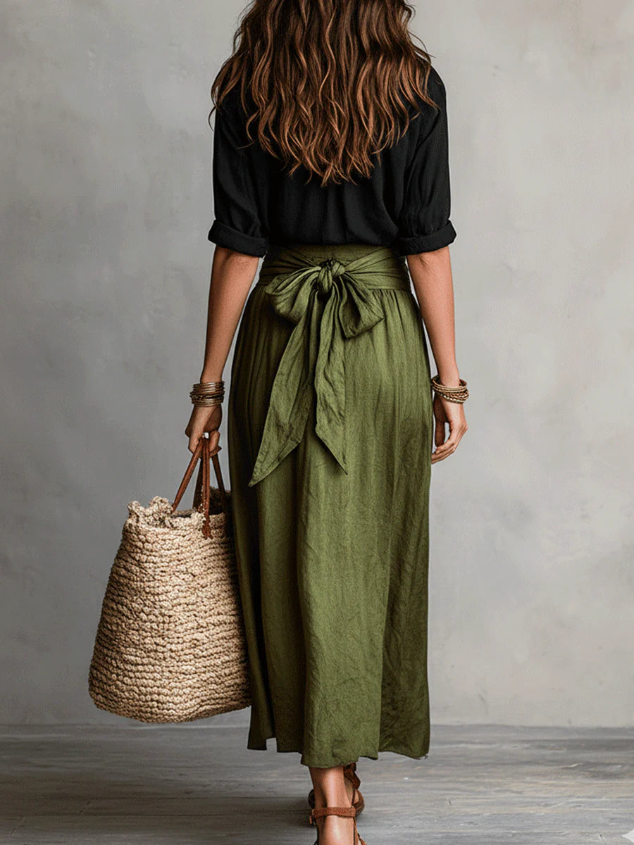 Ensemble complet comprenant un t-shirt et une jupe midi