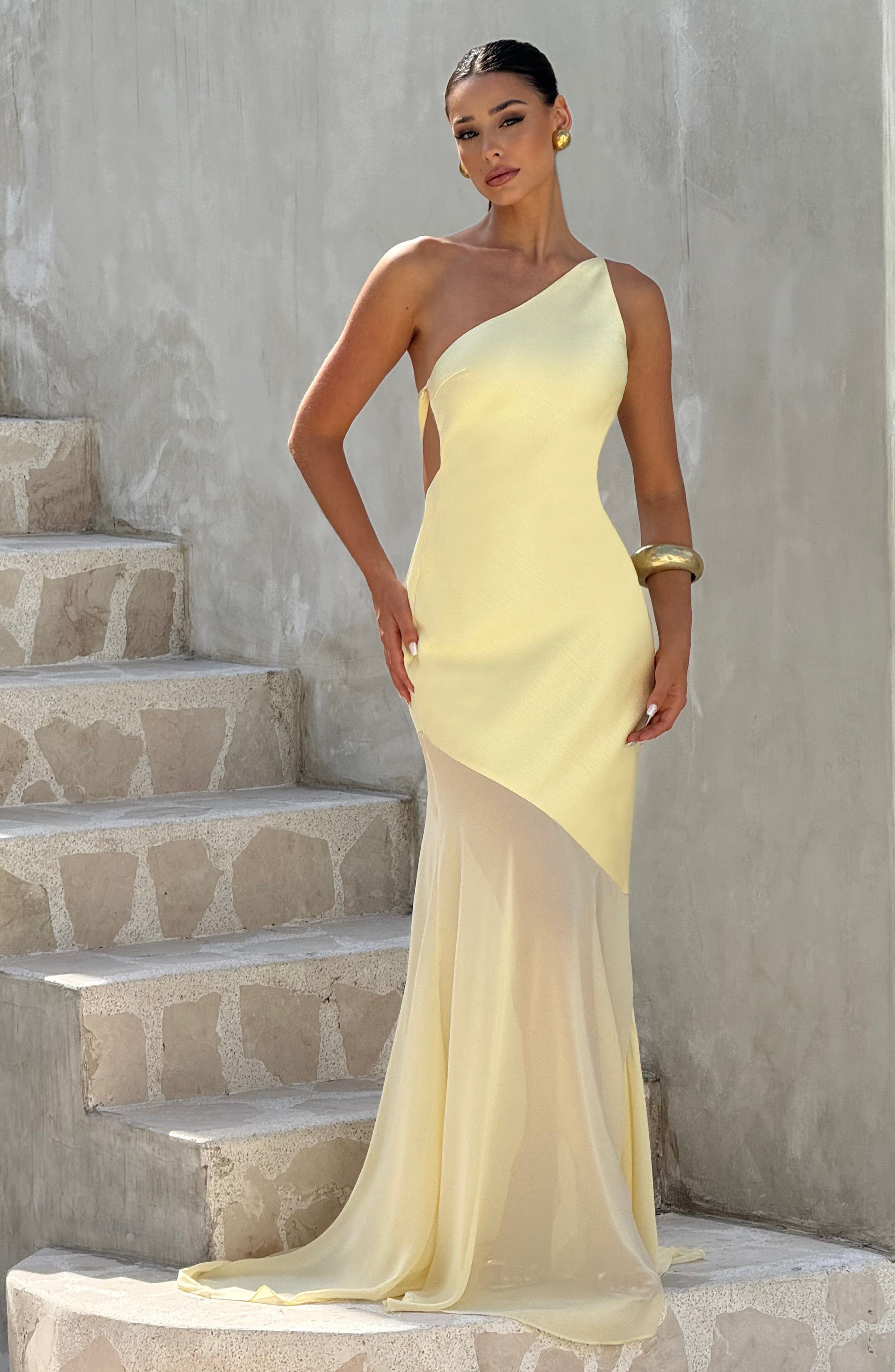 Robe Fable St. Alexander