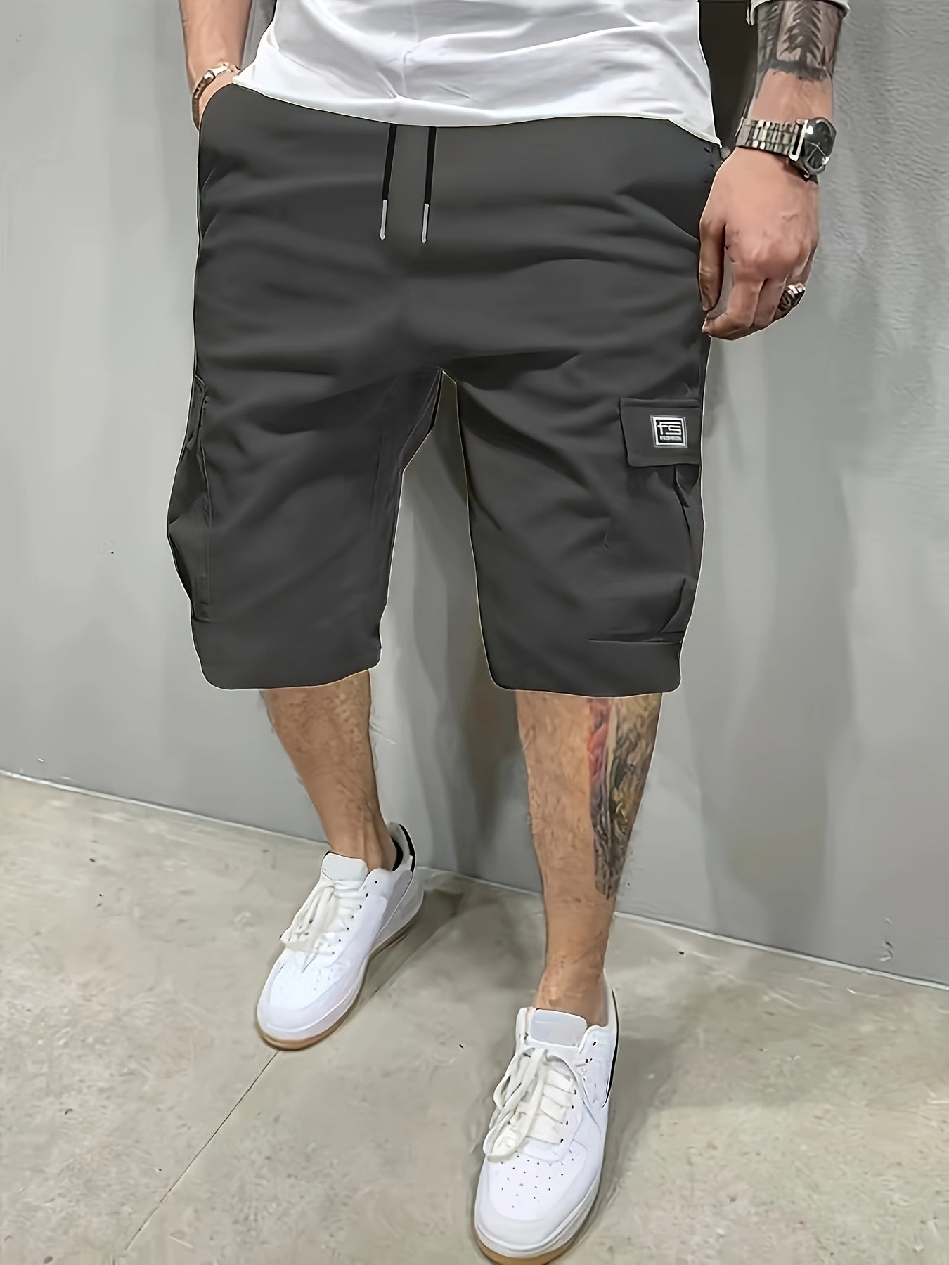 Short cargo pour homme