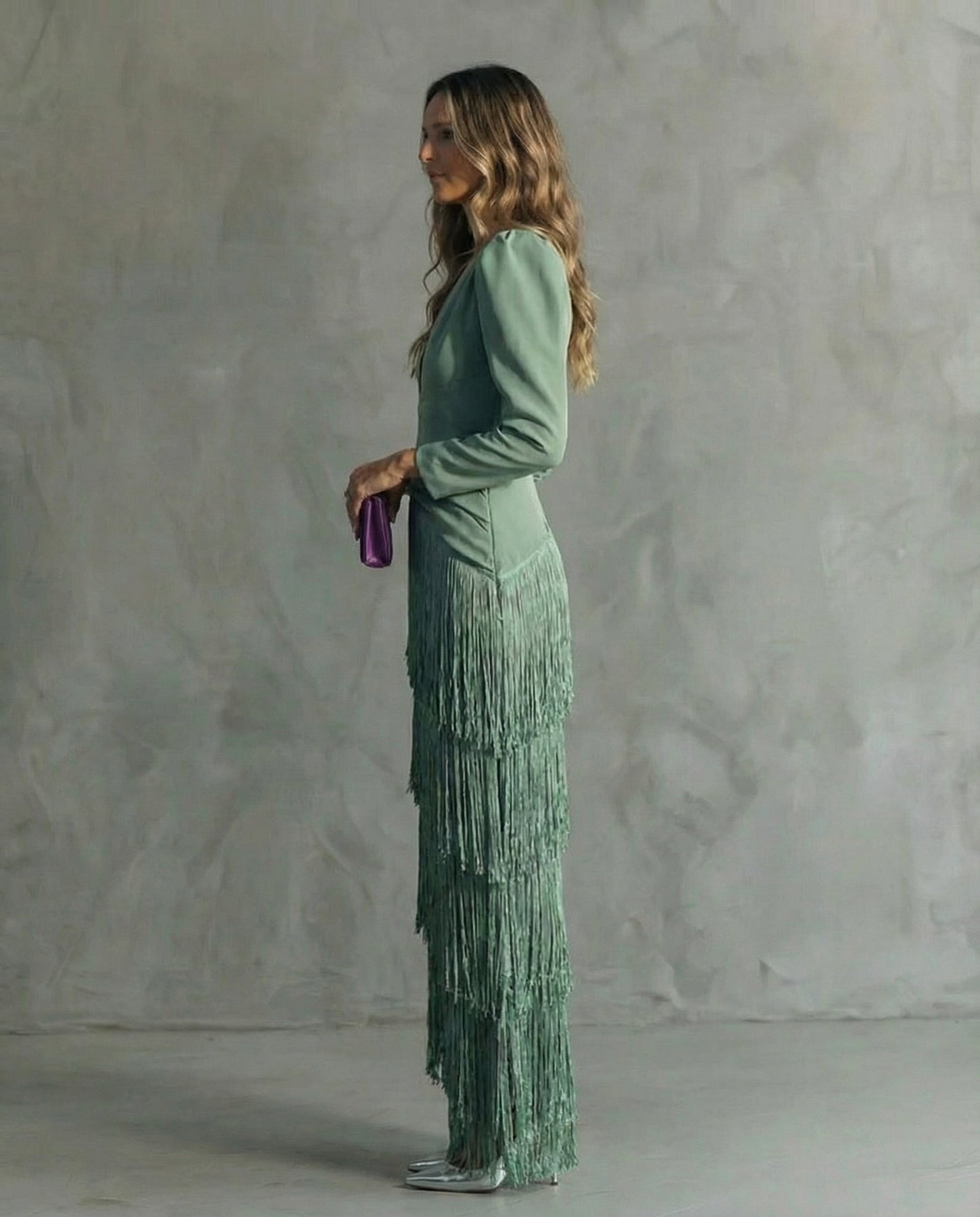 Robe élégante à manches à franges